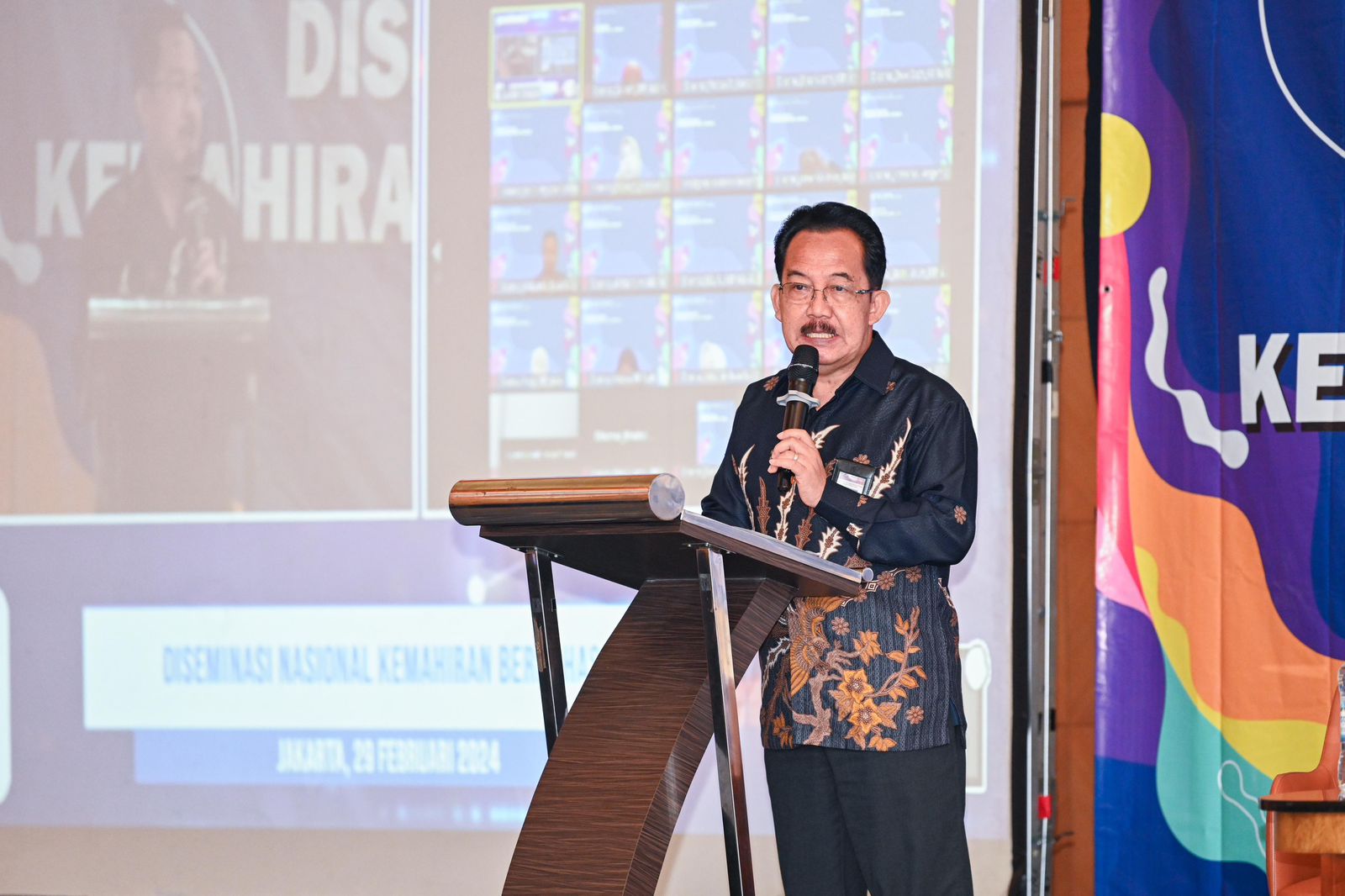 Mendikbudristek: Giatkan Pemanfaatan UKBI Adaptif Merdeka