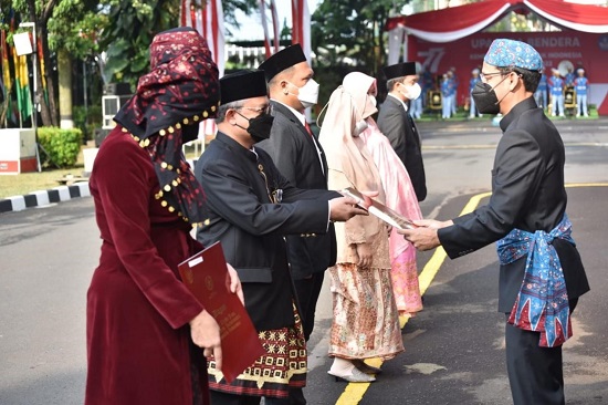 Upacara 17 Agustus di Kemendikbudristek