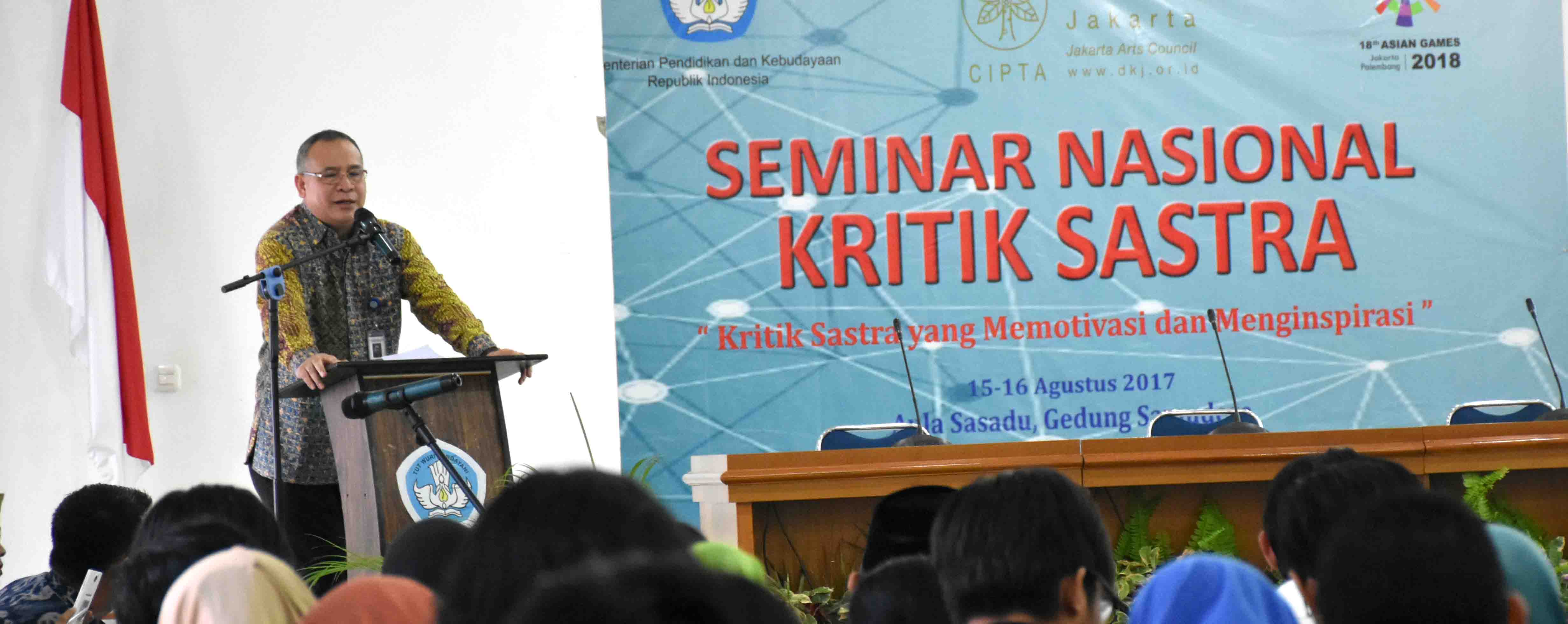 Kritik Sastra di Badan Bahasa Menginspirasi dan Memotivasi