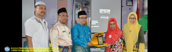 Balai Bahasa Riau Kenalkan Sastra pada Siswa SMA