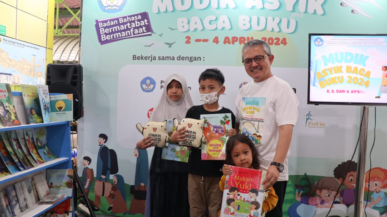 Tingkatkan Literasi Sejak Dini, Kemendikbudristek Bidik Titik Kumpul Pemudik