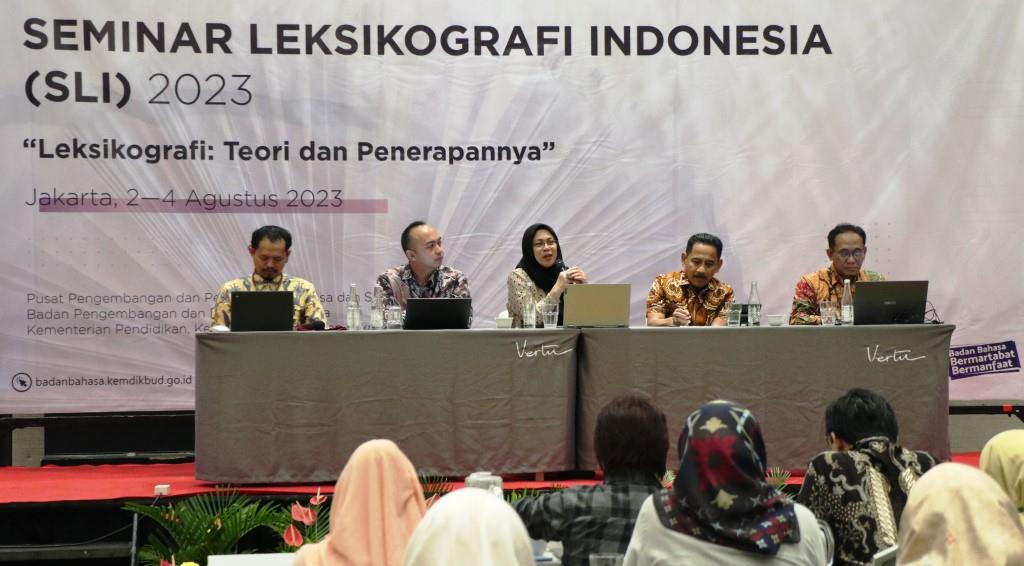 Sosialisasi Perkembangan Dunia Leksikografi melalui SLI 2023