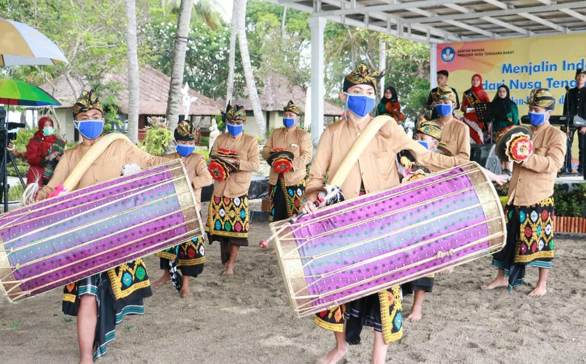 Menjalin Indonesia dari Nusa Tenggara Barat