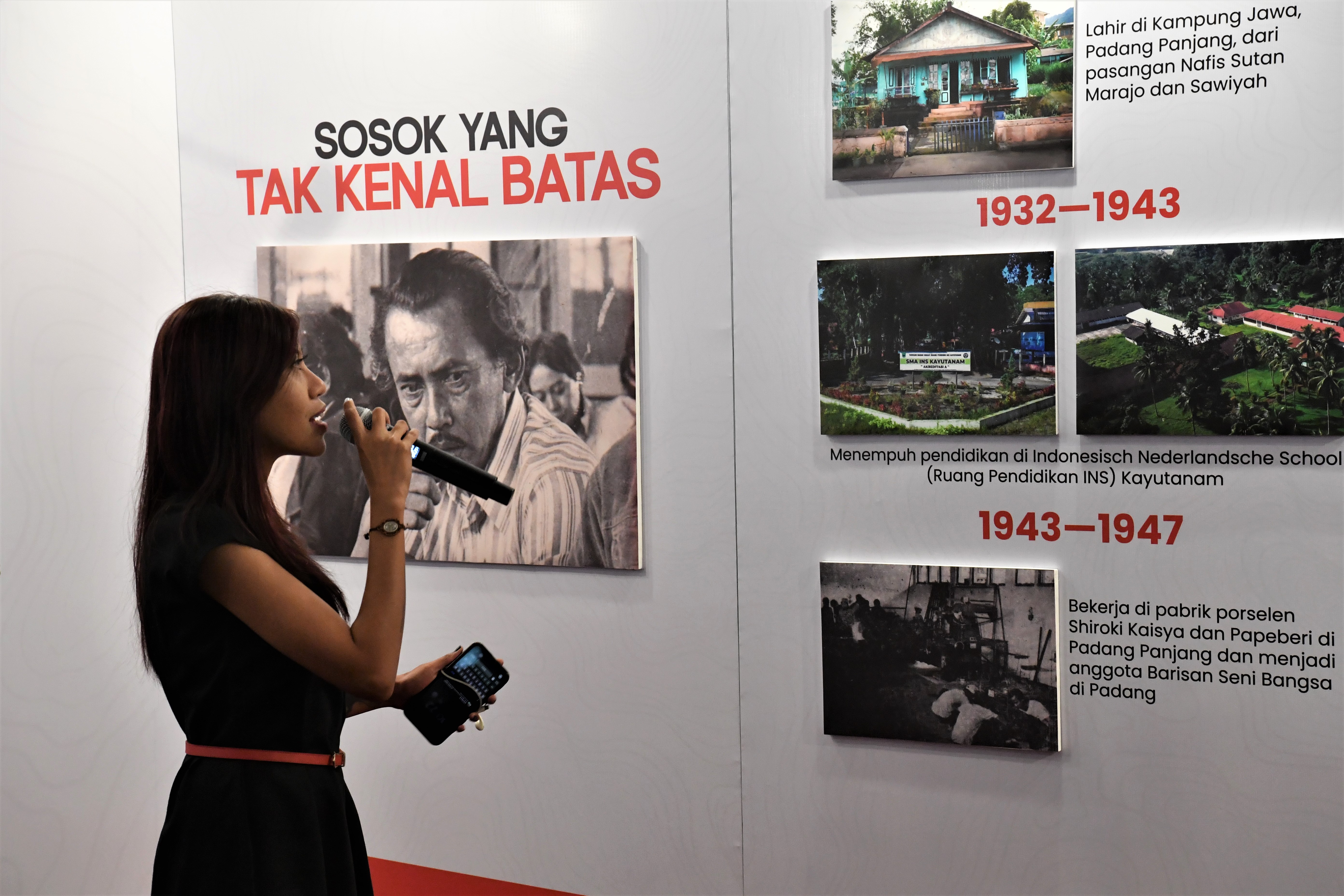 Pameran Nasional Peringatan 100 Tahun A.A. Navis: Visualisasi Sosok dan Karya Inspiratif Tokoh Sastra Indonesia