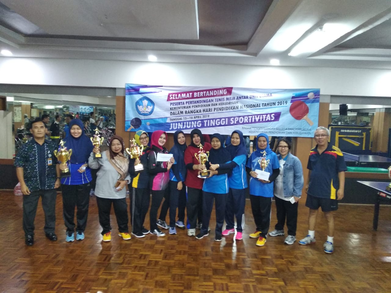 Badan Bahasa Juarai Lomba Tenis Meja Antarunit Utama