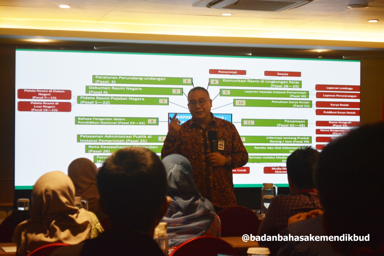 Pusat Pembinaan Bahasa dan Sastra Gelar Forum Diskusi Media Massa
