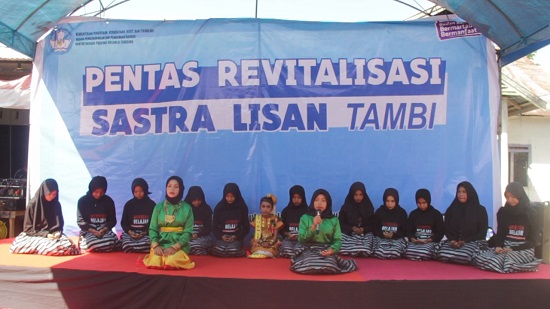 Pelestarian Sastra Lisan Tambi di Kadatua, Buton Selatan