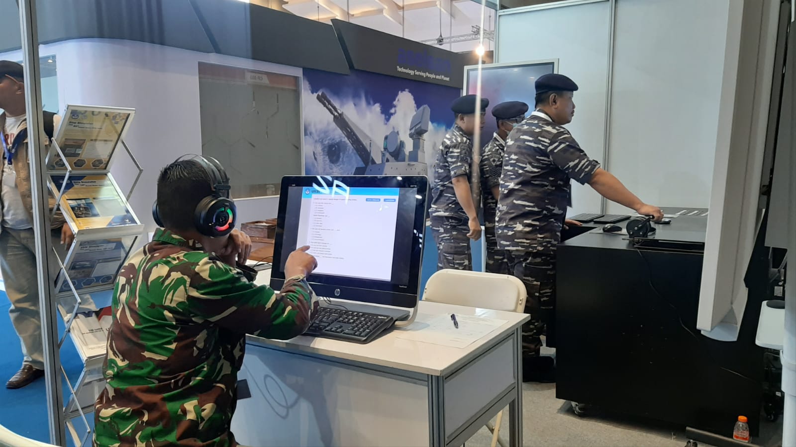 Uji Kemahiran Berbahasa Indonesia (UKBI) Adaptif Merdeka Unjuk Gigi dalam Pameran Indo Defence 2022