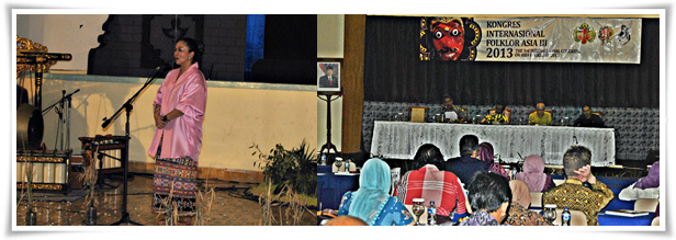 Asosiasi Tradisi Lisan Menggelar Kongres Folklor Internasional III