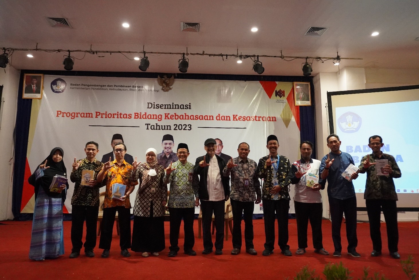 Dukungan Komisi X DPR RI terhadap Program Prioritas Bidang Kebahasaan dan Kesastraan