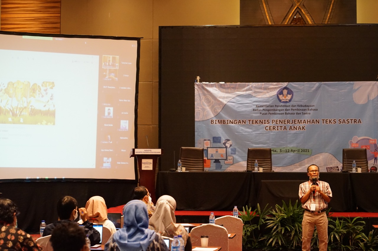 Dukung Gerakan Literasi Nasional melalui Bimbingan Teknis Penerjemahan Teks Sastra Cerita Anak