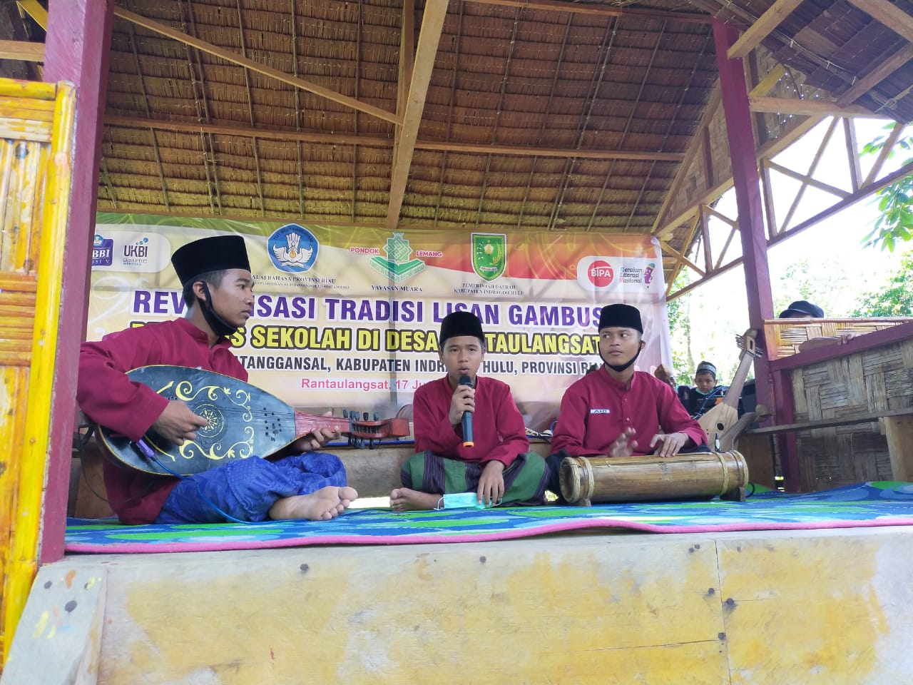 Revitalisasi Tradisi Lisan Gambus: Punahnya Tradisi Lisan, Hilangnya Budaya Loka