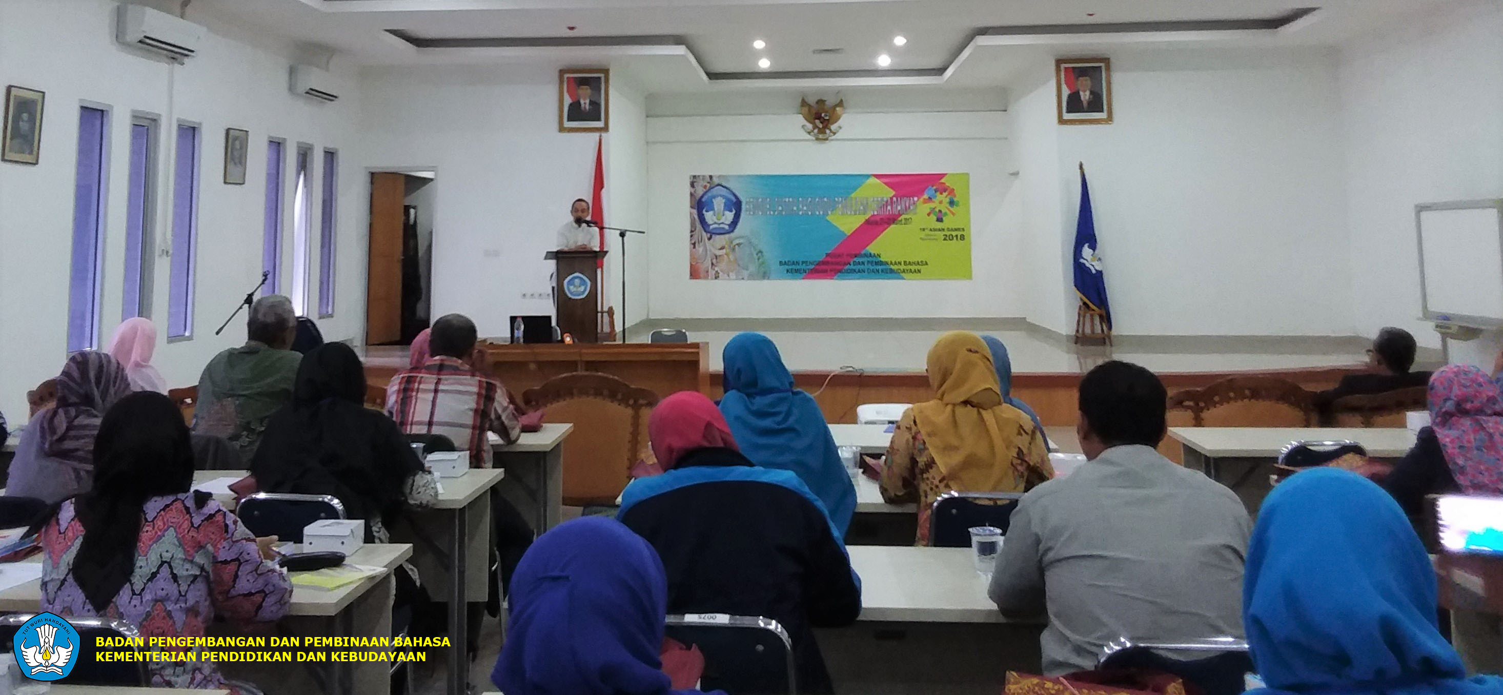 Badan Bahasa Menggelar Bengkel Sastra bagi Guru SD/MI: Penulisan Cerita Rakyat