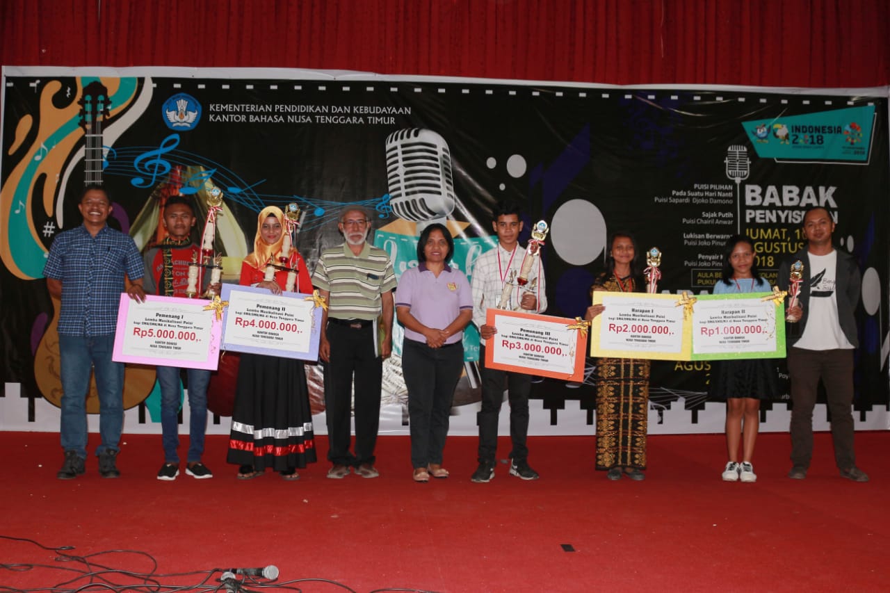 21 Sekolah di NTT Ikuti Lomba Musikalisasi Puisi bagi Siswa SMA