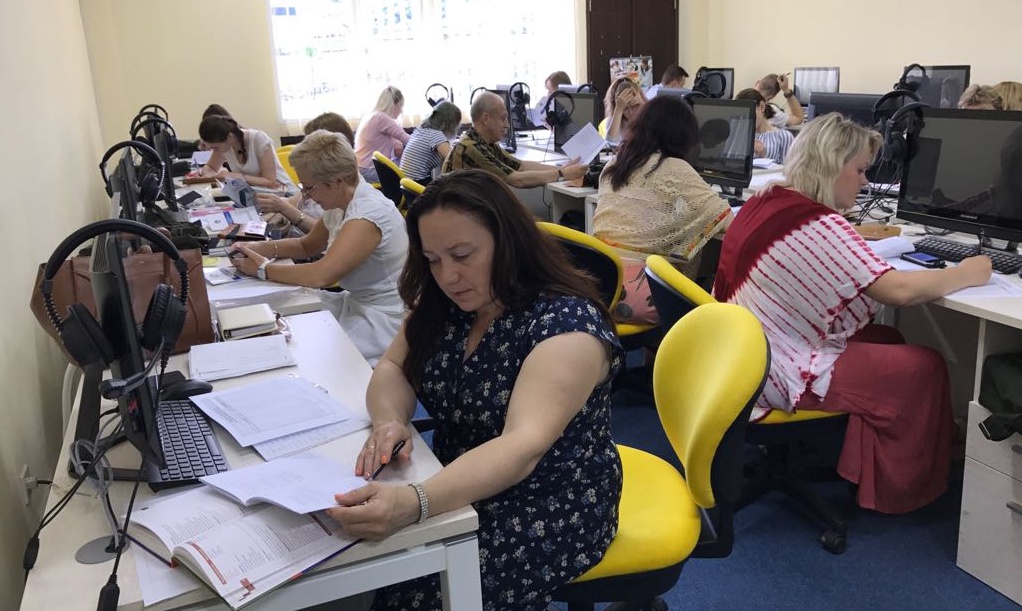 Tes Penempatan Peserta Peningkatan Kompetensi Bahasa Indonesia bagi Penutur Asing Delegasi dari Rusia