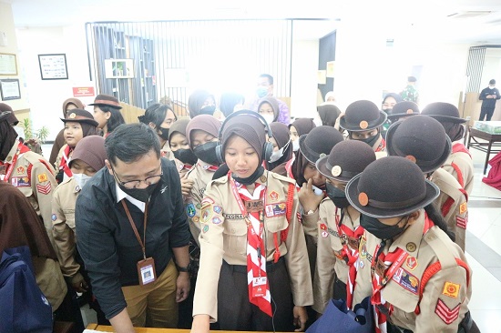 Kunjungan Peserta Jambore Nasional XI ke Badan Pengembangan dan Pembinaan Bahasa, IPSC Sentul