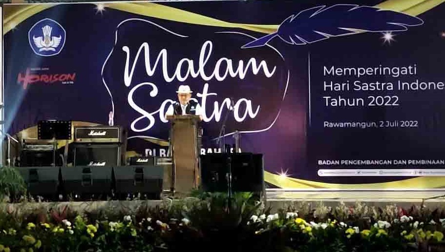 Sastra, Karya, dan Perayaannya
