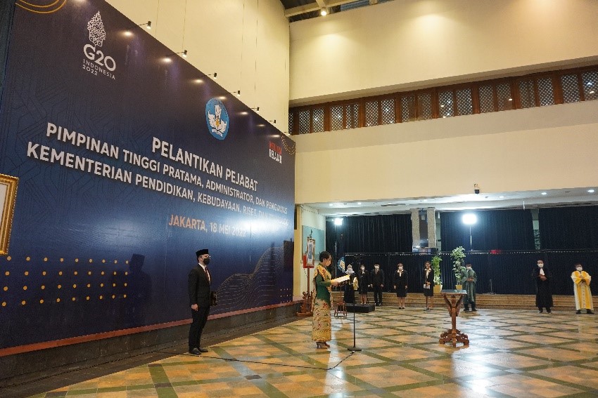 Pelantikan Pejabat Pratama, Administrator, dan Pengawas di Kemendikbudristek