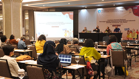 Badan Bahasa Berupaya Mencetak Penerjemah Teks Sastra yang Profesional