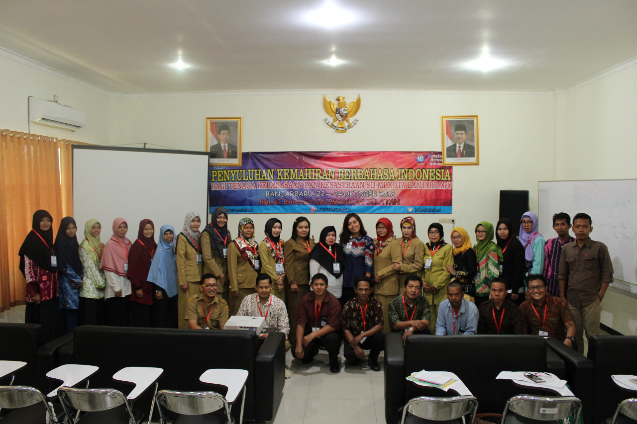 Penyuluhan Bahasa Indonesia bagi Tenaga Kebahasaan dan Kesastraan SD/MI
