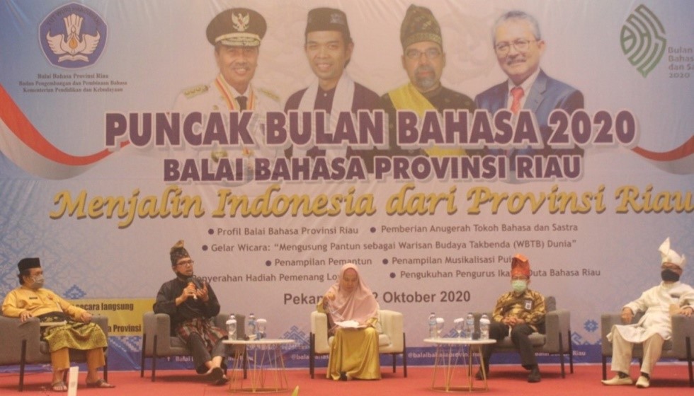 Gelar Wicara “Mengusung Pantun sebagai Warisan Budaya Takbenda (WBTB) Dunia”